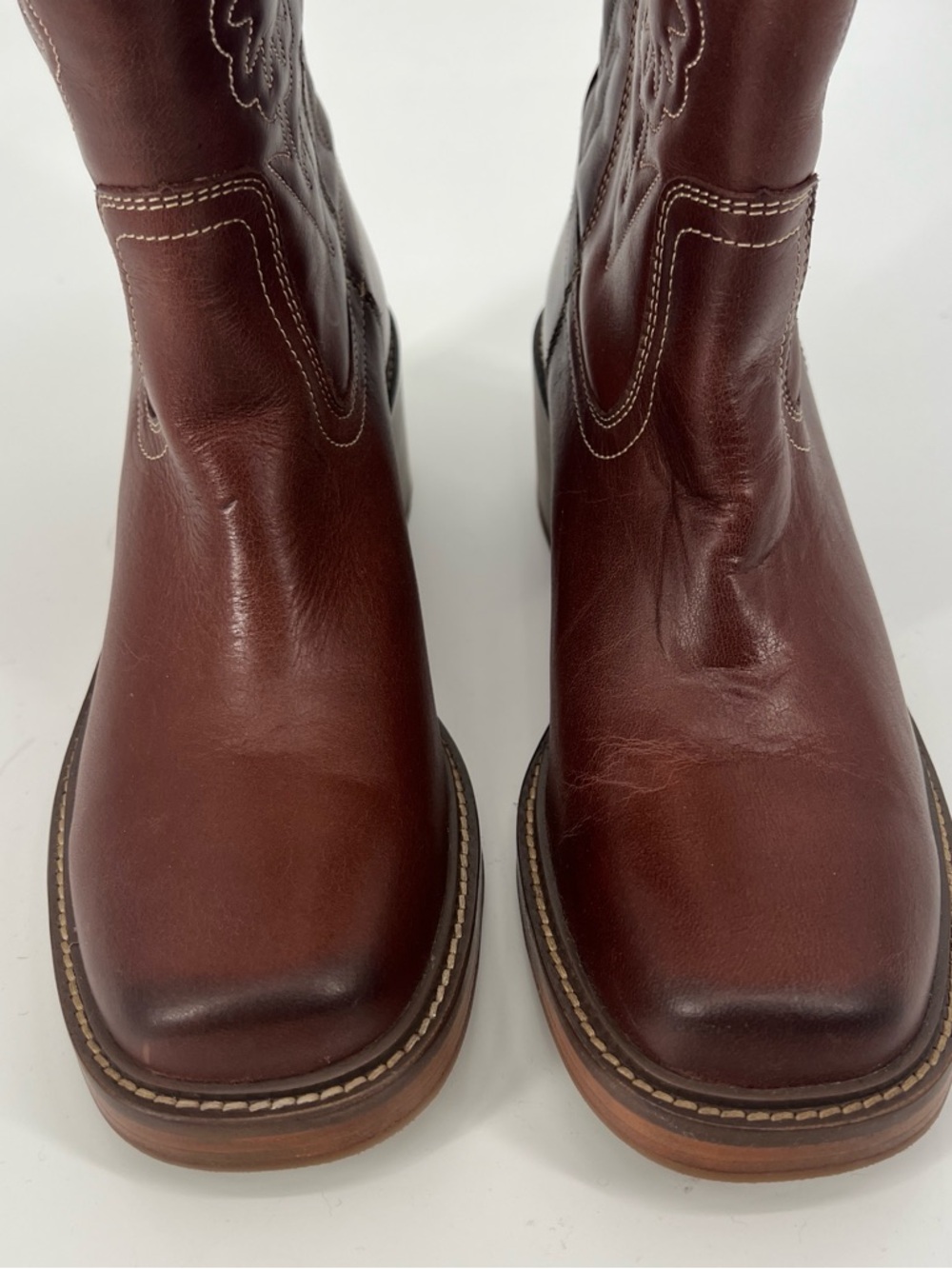 Frye Kate Deco Stitch Floral Embroidered Square Toe Leather Western Boots 8 - Picture 4 of 11